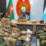Madaxweyne Xasan Sheekh iyo Madaxweynaha Galmudug oo xarigga ka jaray waddada weyn ee Dhuusamareeb + Sawirro.